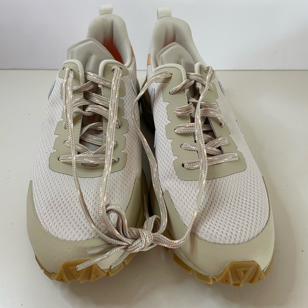 NWOT Veja Dekkan Sneaker Size 10 Women’s - Picture 3 of 13